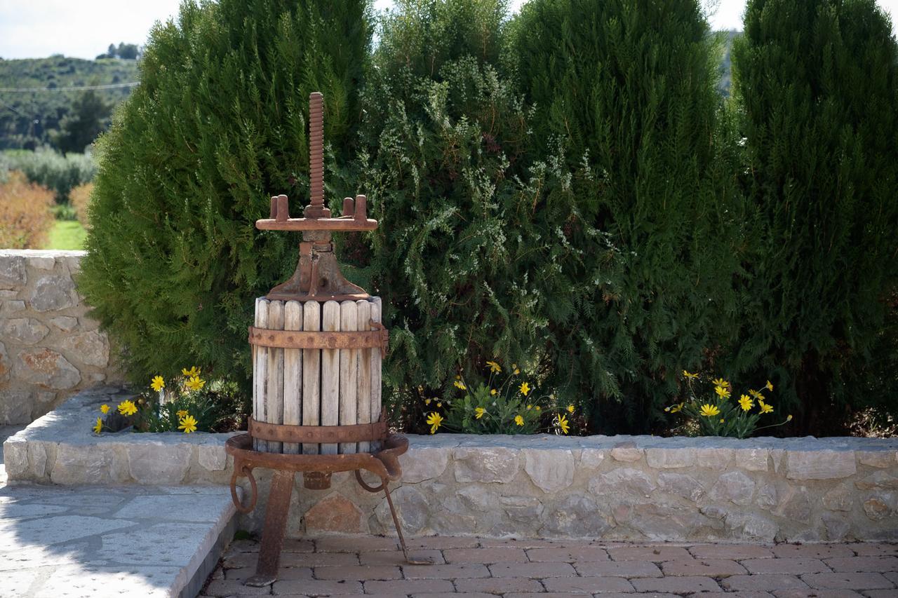 Traditional Guest House Grandma Vitsa In Ermioni Exterior foto
